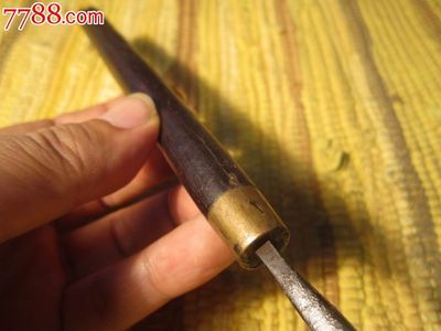 刻录岁月 清代老红木柄铜箍雕刻刀的艺韵与民国云南往事